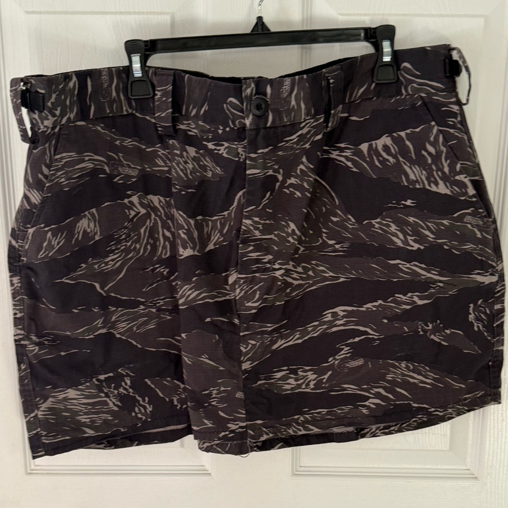 Chic Black and Gray Women's Mini Skirt
